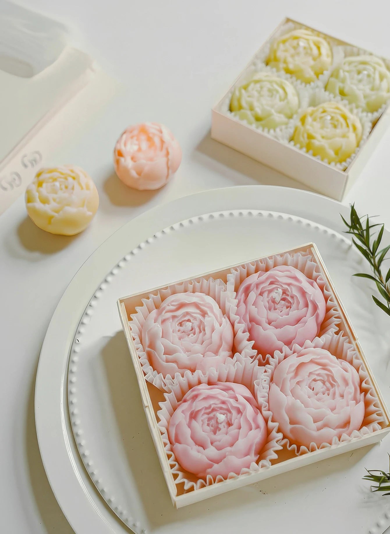 Rose Flower Shaped Soy Wax Candle