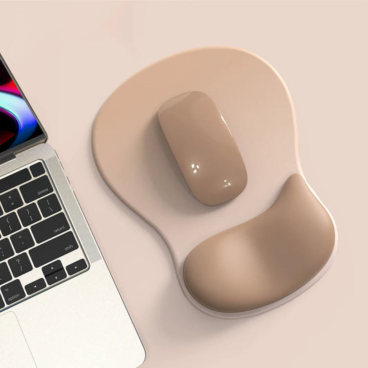 Comfortable Mouse Pad with Gel Wrist Rest